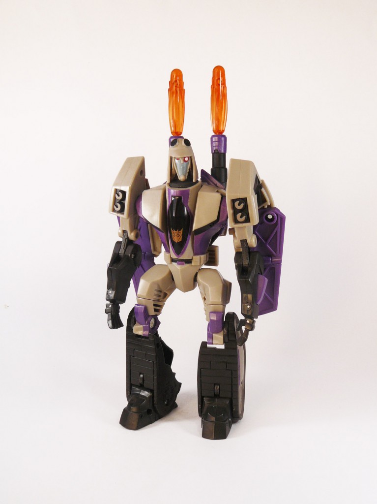 Animated Voyager Blitzwing – Transformer Search